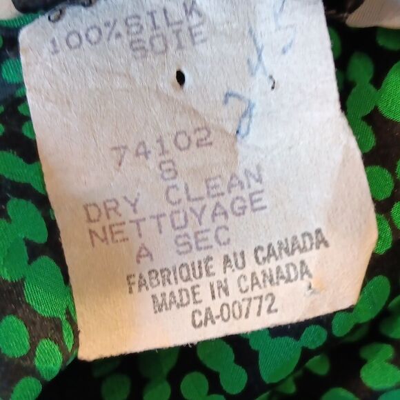 Em Elle Vintage Green and Black Silk Dress. - Picture 10 of 11
